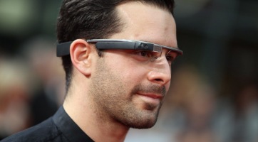 A Google Glass után az Apple is mobilos okosszemüveget készíthet
